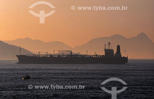  Subject: Cargo ship - Guanabara Bay / Place: Rio de Janeiro city - Rio de Janeiro state (RJ) - Brazil / Date: 07/2008 