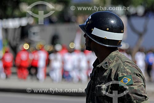  Subject: Soldier of the army during the parade to celebrate the Seven of September at Presidente Vargas Avenue / Place: City center neighborhood - Rio de Janeiro city - Rio de Janeiro state (RJ) - Brazil / Date: 09/2013 