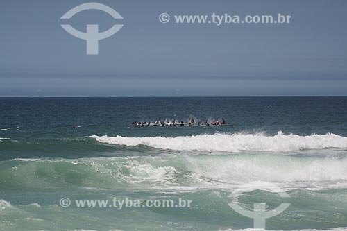  Subject: Surfers - Barra da Tijuca Beach - tribute to surfer Roberto Casquinha / Place: Barra da Tijuca neighborhood - Rio de Janeiro city - Rio de Janeiro state (RJ) - Brazil / Date: 11/2013 