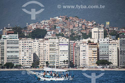  Subject: Copacabana Beach buildings near to Souza Lima Street - with the Cantagalo slum in the background / Place: Copacabana neighborhood - Rio de Janeiro city - Rio de Janeiro state (RJ) - Brazil / Date: 11/2013 