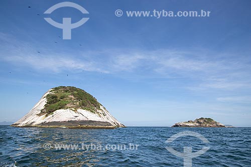  Subject: Cagarra Island and Filhote da Cagarra Island - part of Natural Monument of Cagarras Island / Place: Rio de Janeiro city - Rio de Janeiro state (RJ) - Brazil / Date: 11/2013 