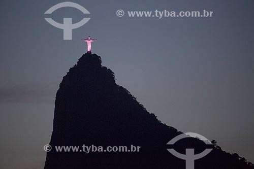  Subject: View of evening - Christ the Redeemer (1931) / Place: Rio de Janeiro city - Rio de Janeiro state (RJ) - Brazil / Date: 11/2013 