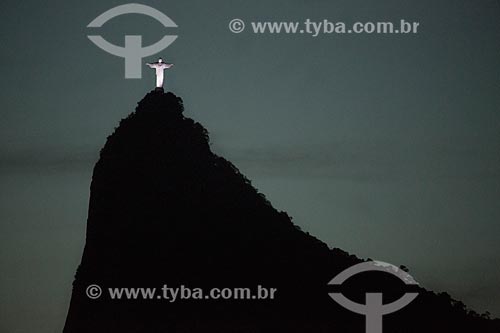  Subject: View of evening - Christ the Redeemer (1931) / Place: Rio de Janeiro city - Rio de Janeiro state (RJ) - Brazil / Date: 11/2013 