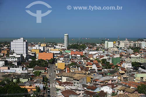 Panoramic view of Macae city with pusher of ships in the background - Macae city - Rio de Janeiro state (RJ) - Brazil