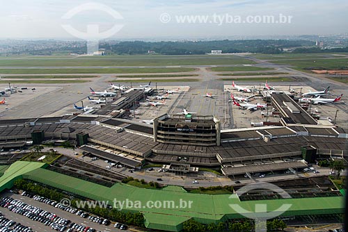  Subject: Aerial view of Sao Paulo-Guarulhos Governador Andre Franco Montoro International Airport (1985) / Place: Guarulhos city - Sao Paulo state (SP) - Brazil / Date: 10/2013 