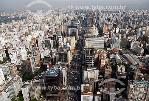  Subject: Aerial view of Paulista Avenue toward the West zone / Place: City center neighborhood - Sao Paulo city - Sao Paulo state (SP) - Brazil / Date: 10/2013 