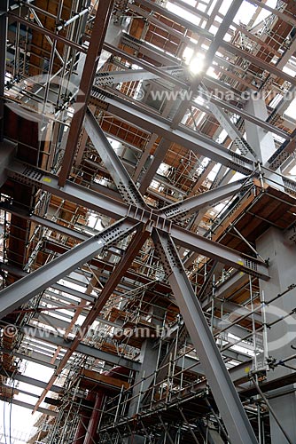  Subject: Metal strucuture in the work of construction of Nitrogenous Fertilizer Unit of PETROBRAS / Place: Tres Lagoas city - Mato Grosso do Sul state (MS) - Brazil / Date: 09/2013 