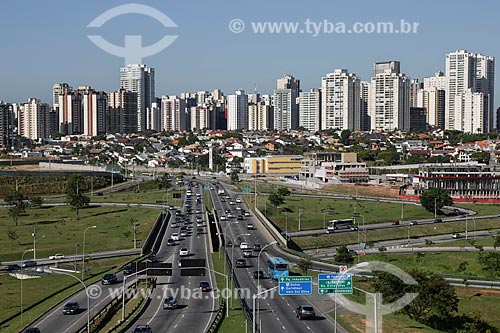  View of the Ring Road with Jardim  Aquarius in the background  - Sao Jose dos Campos city - Sao Paulo state (SP) - Brazil