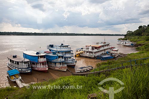  Subject: Vessels in pier of the Madeira River / Place: Porto Velho city - Rondonia state (RO) - Brazil / Date: 10/2013 