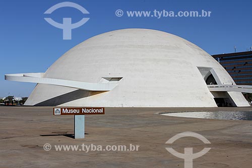  Subject: Honestino Guimaraes National Museum (2006) - part of the Joao Herculino Cultural Complex of the Republic / Place: Brasilia city - Distrito Federal (Federal District) - Brazil / Date: 08/2013 