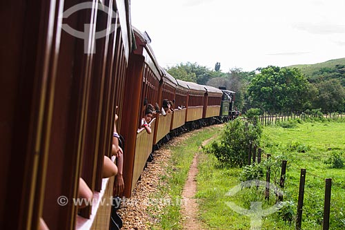  Subject: Railway station of Tiradentes - Sightseeing tour linking the cities of Tiradentes to Sao Joao Del Rei / Place: Tiradentes city - Minas Gerais state (MG) - Brazil / Date: 12/2007 