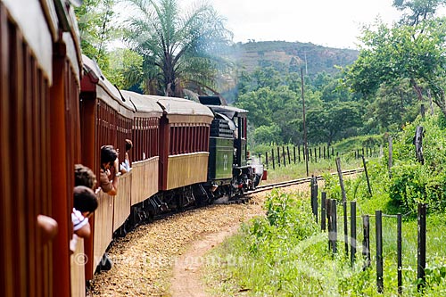  Subject: Railway station of Tiradentes - Sightseeing tour linking the cities of Tiradentes to Sao Joao Del Rei / Place: Tiradentes city - Minas Gerais state (MG) - Brazil / Date: 12/2007 