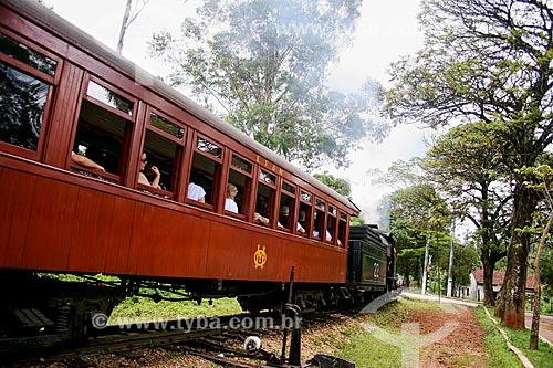  Subject: Railway station of Tiradentes - Sightseeing tour linking the cities of Tiradentes to Sao Joao Del Rei / Place: Tiradentes city - Minas Gerais state (MG) - Brazil / Date: 12/2007 