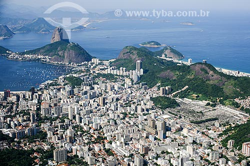  Aerial view of Botafogo with Sugar Loaf in the background  - Rio de Janeiro city - Rio de Janeiro state (RJ) - Brazil