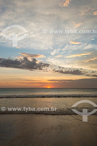  Subject: Sunset - Grande Beach (Big Beach) / Place: Arraial do Cabo city - Rio de Janeiro state (RJ) - Brazil / Date: 12/2013 