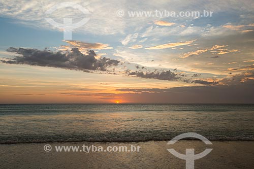  Subject: Sunset - Grande Beach (Big Beach) / Place: Arraial do Cabo city - Rio de Janeiro state (RJ) - Brazil / Date: 12/2013 