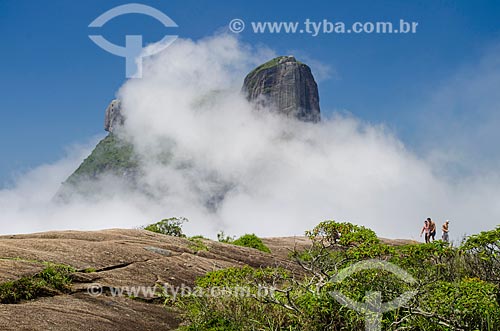  Subject: Rock of Gavea shrouded by fog / Place: Barra da Tijuca neighborhood - Rio de Janeiro city - Rio de Janeiro state (RJ) - Brazil / Date: 11/2013 