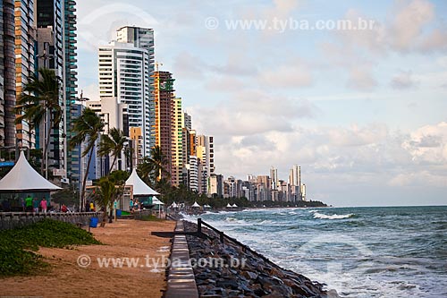  Subject: Waterfront of Boa Viagem Beach / Place: Boa Viagem neighborhood - Recife city - Pernambuco state (PE) - Brazil / Date: 11/2013 