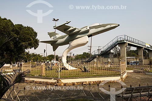  Subject: Airplane Square / Place: Ilha do Governador neighborhood - Rio de Janeiro city - Rio de Janeiro state (RJ) - Brazil / Date: 09/2010 