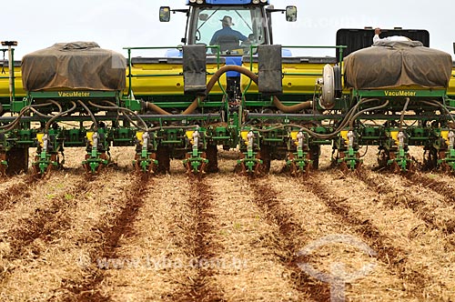  Subject: Corn Tillage / Place: Chapadao do Sul city - Mato Grosso do Sul state (MS) - Brazil / Date: 02/2014 