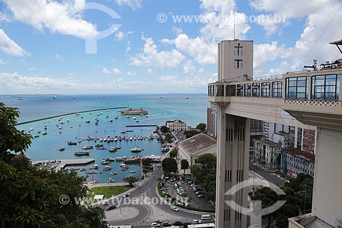  Subject: Lacerda Elevator to the Todos os Santos Bay in the background / Place: Salvador city - Bahia state (BA) - Brazil / Date: 02/2014 