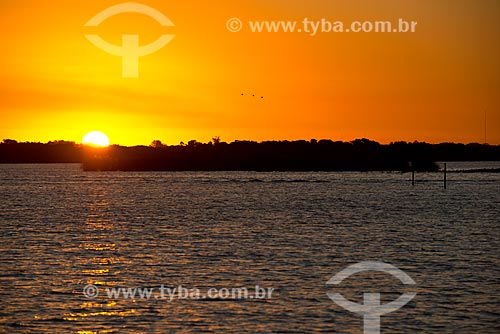  Subject: Sunset - Guaiba Lake / Place: Porto Alegre city - Rio Grande do Sul state (RS) - Brazil / Date: 04/2013 