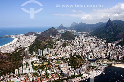  Subject: Aerial view of Botafogo neighborhood with Copacabana Beach - to the left - Rock of Gavea in the backgrpund and Corcovado Mountain - to the right / Place: Botafogo neighborhood - Rio de Janeiro city - Rio de Janeiro state (RJ) - Brazil / Dat 