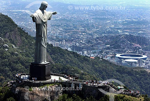  Subject: Aerial View of Christ the Redeemer (1931) with the Journalist Mario Filho Stadium - also known as Maracana - in the background / Place: Rio de Janeiro city - Rio de Janeiro state (RJ) - Brazil / Date: 10/2007 