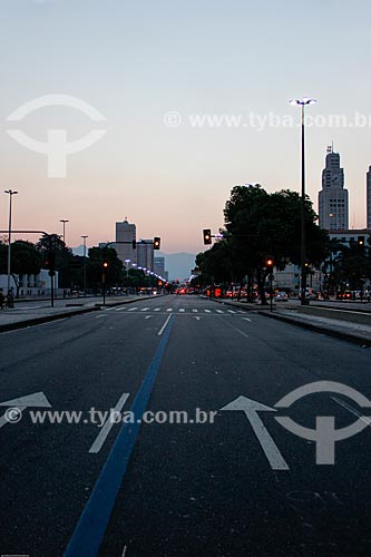  Subject: Dawn - Presidente Vargas Avenue (1944) / Place: City center neighborhood - Rio de Janeiro city - Rio de Janeiro state (RJ) - Brazil / Date: 02/2014 