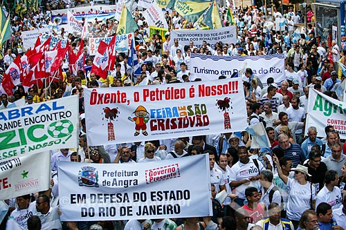  Demonstration Against the Cowardice! In defense of Rio! - Against distribution of oil royalties  - Rio de Janeiro city - Rio de Janeiro state (RJ) - Brazil