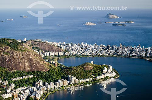  Subject: Rodrigo de Freitas Lagoon with the Natural Monument of Cagarras Island in the background / Place: Lagoa neighborhood - Rio de Janeiro city - Rio de Janeiro state (RJ) - Brazil / Date: 03/2014 