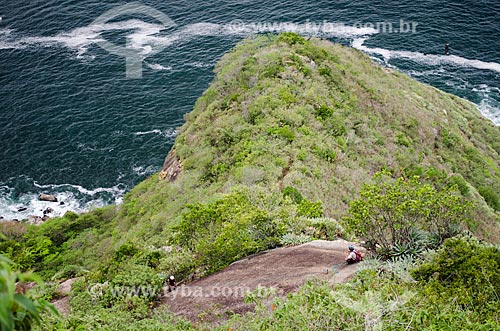  Subject: Tourists on the access trail to Sugarloaf / Place: Rio de Janeiro city - Rio de Janeiro state (RJ) - Brazil / Date: 03/2014 