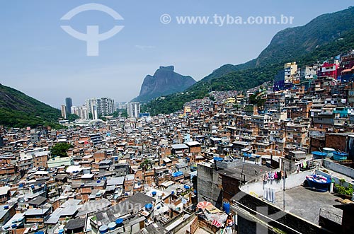  Subject: View of Rocinha Slum with the Gavea Rock in the background / Place: Rocinha neighborhood - Rio de Janeiro city - Rio de Janeiro state (RJ) - Brazil / Date: 02/2012 