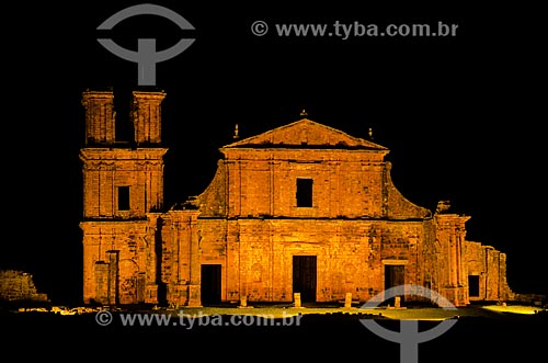  Subject: Night view of ruins of Sao Miguel das Missoes Church - Archaeological Site of Sao Miguel Arcanjo / Place: Sao Miguel das Missoes city - Rio Grande do Sul state (RS) - Brazil / Date: 06/2012 