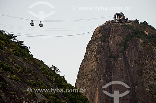  Subject: Cable car of Sugar Loaf making the crossing between the Urca Mountain and Sugar Loaf / Place: Urca neighborhood - Rio de Janeiro city - Rio de Janeiro state (RJ) - Brazil / Date: 03/2014 