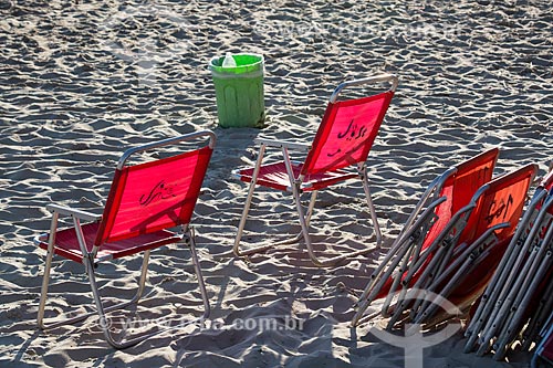  Subject: Rental chairs for use by bathers / Place: Copacabana neighborhood - Rio de Janeiro city - Rio de Janeiro state (RJ) - Brazil / Date: 03/2014 