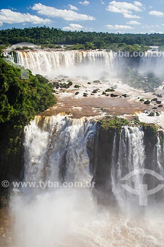  Subject: Iguassu waterfalls on Iguassu National Park / Place: Foz do Iguacu city - Parana state (PR) - Brazil / Date: 04/2014 