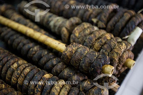  Subject: Tobacco to sale - Goiania Municipal Market / Place: Goiania city - Goias state (GO) - Brazil / Date: 05/2014 