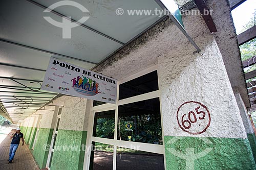  Subject: Entrace of Ponto de Cultura (House for Culture) of Free Center of Arts of Bosque Buritis / Place: Goiania city - Goias state (GO) - Brazil / Date: 05/2014 