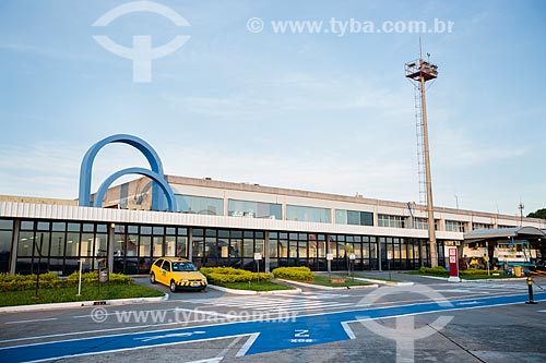  Subject: Facade of Santa Genoveva Airport (1955) / Place: Goiania city - Goias state (GO) - Brazil / Date: 05/2014 
