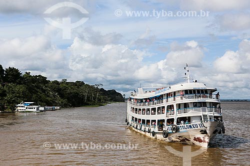  Subject: Boat near to Juruti city / Place: Juruti city - Para state (PA) - Brazil / Date: 03/2014 