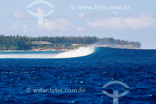  Subject: View of Le Morne Brabant Peninsula from sea / Place: Riviere Noire District - Mauritius - Africa / Date: 11/2012 