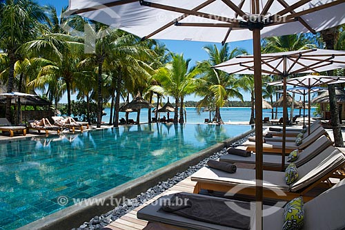  Subject: Swimming pool of Prince Maurice Resort / Place: Flacq district - Mauritius - Africa / Date: 11/2012 