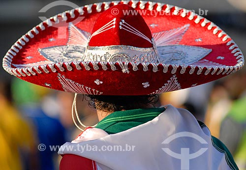  Subject: Mexican fan near to Journalist Mario Filho Stadium during World Cup of Brazil / Place: Maracana neighborhood - Rio de Janeiro city - Rio de Janeiro state (RJ) - Brazil / Date: 06/2014 