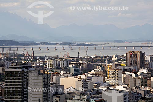  Subject: Buildings of Tijuca neighborhood viewed from Salgueiro Slum - Orgaos Mountain Range in the background / Place: Tijuca neighborhood - Rio de Janeiro city - Rio de Janeiro state (RJ) - Brazil / Date: 07/2014 