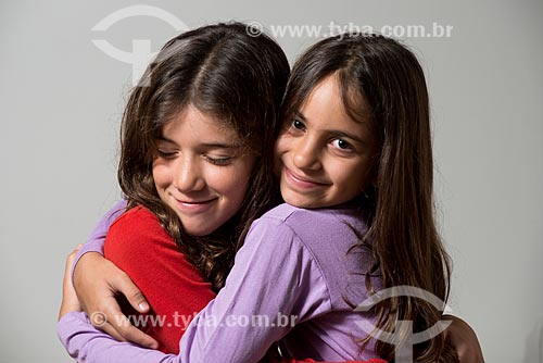  Girls of 09 years old: Marina Silva and Mariana Fonseca  - Brazil