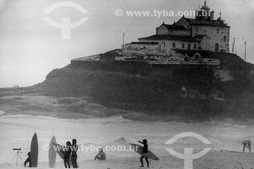  Itauna Beach with Nossa Senhora de Nazare Church in the background  - Saquarema city - Rio de Janeiro state (RJ) - Brazil