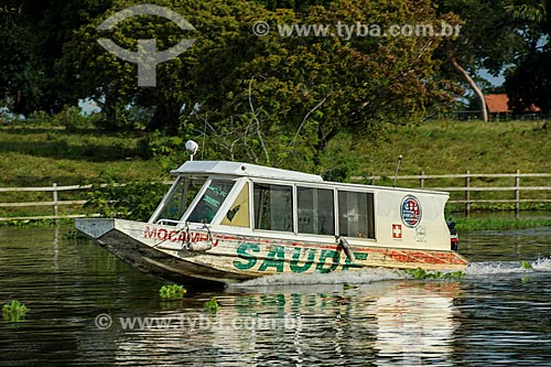  Ambulance Boat on Lake Parintins  - Parintins city - Amazonas state (AM) - Brazil