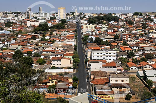  General view of the city of Araxa - Mother Church of Sao Domigos in the background  - Araxa city - Minas Gerais state (MG) - Brazil