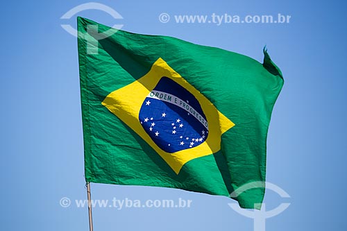  Brazilian flag - Copacabana beach  - Rio de Janeiro city - Rio de Janeiro state (RJ) - Brazil